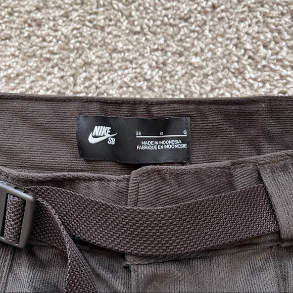 Nike Sb Dry Corduroy Skateboard Shorts Brown Mens - Picture 3 of 6